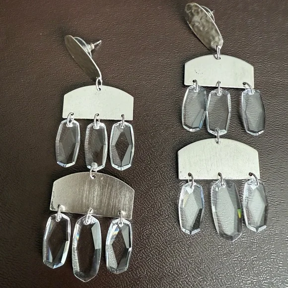 Kendra Scott Silver and Clear Chandelier Dangle Earrings - Picture 2 of 7